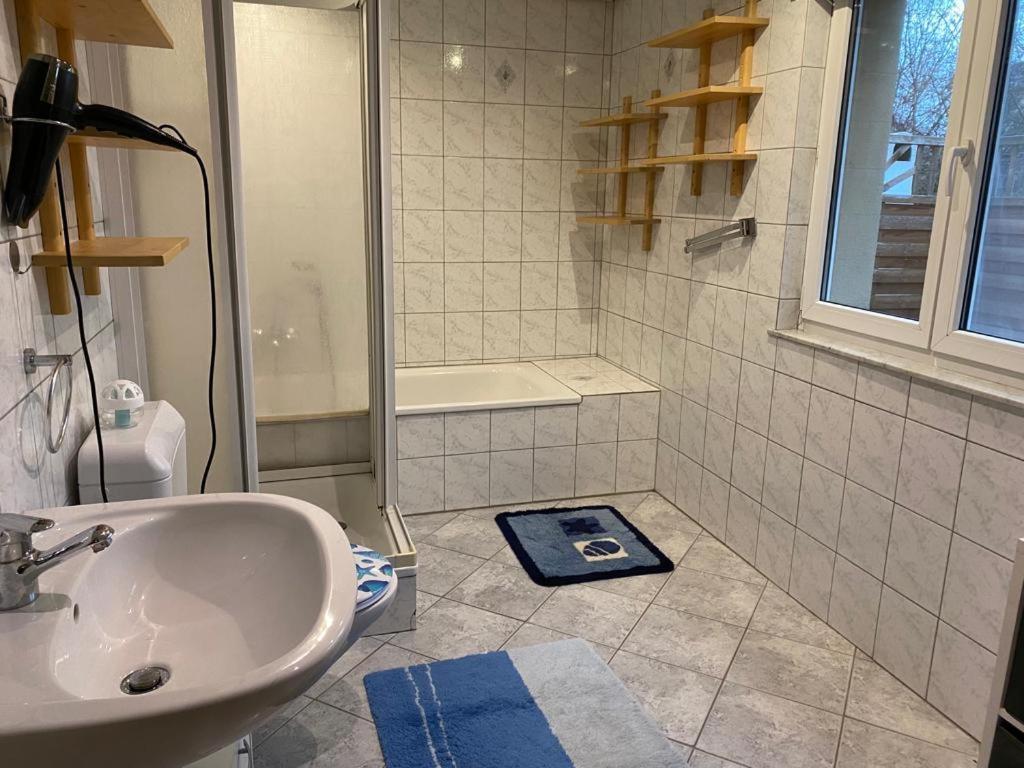 Haus Am Asang Hotel Löwenstein Buitenkant foto